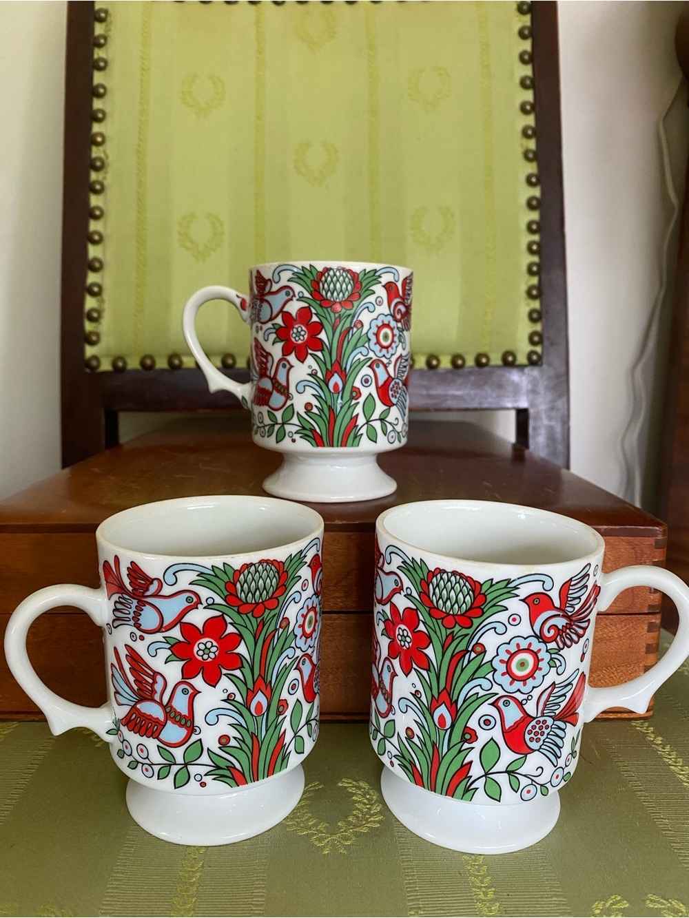 Vintage Footed Pedestal Porcelain Mug Folk Art Birds Floral Unmarked Set of 3